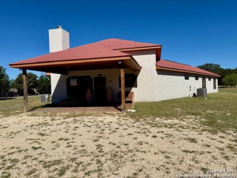 584 Tierra Linda Concan TX 78838