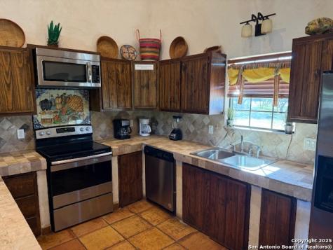 584 Tierra Linda Concan TX 78838