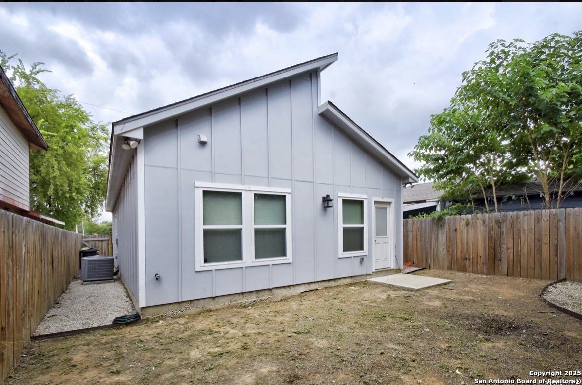 1303 Lombrano Street San Antonio TX 78207