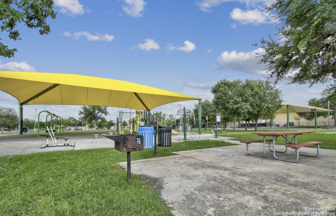 1303 Lombrano Street San Antonio TX 78207