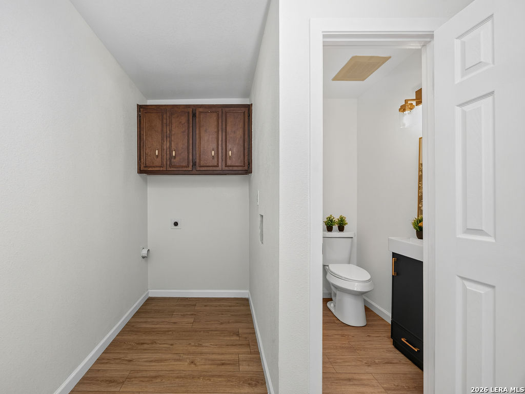 301 Sagecrest Drive Hollywood Park TX 78232