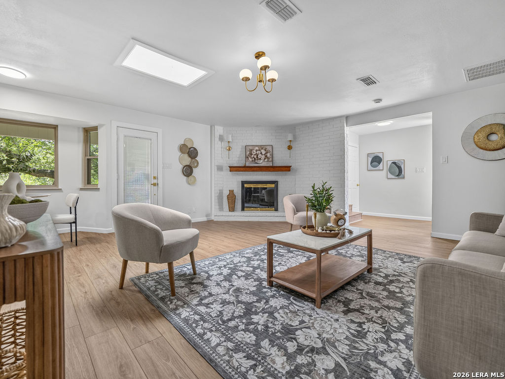 301 Sagecrest Drive Hollywood Park TX 78232