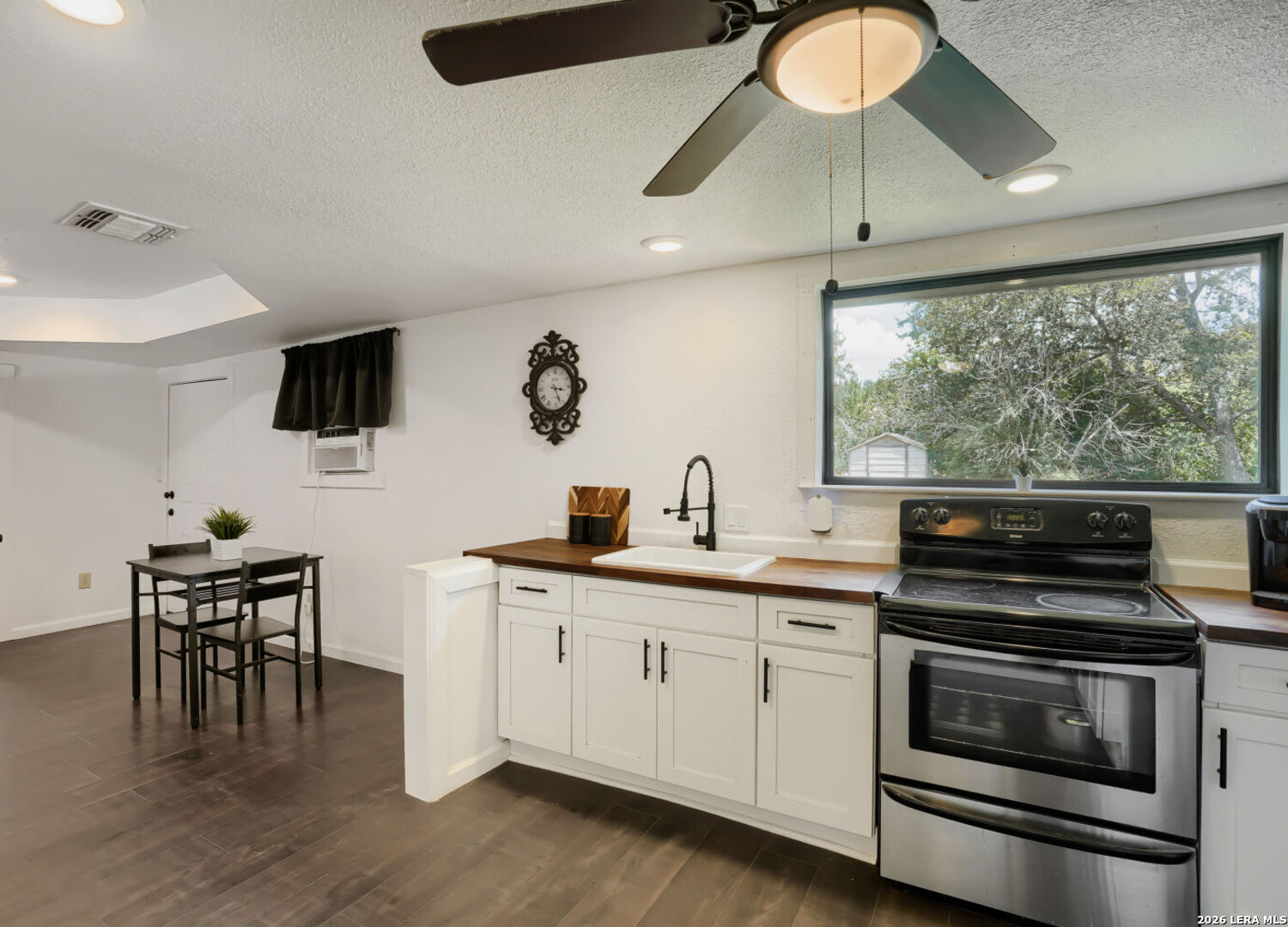 4035 Sleepy Hollow San Antonio TX 78230