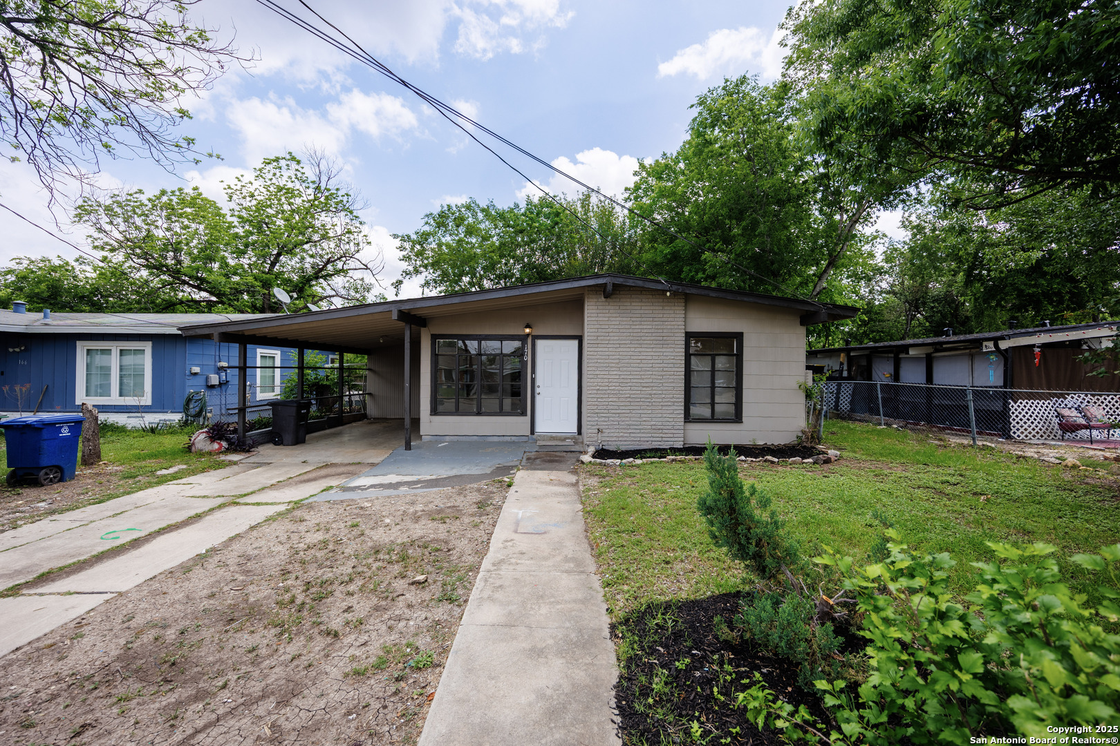 170 Olga San Antonio TX 78237