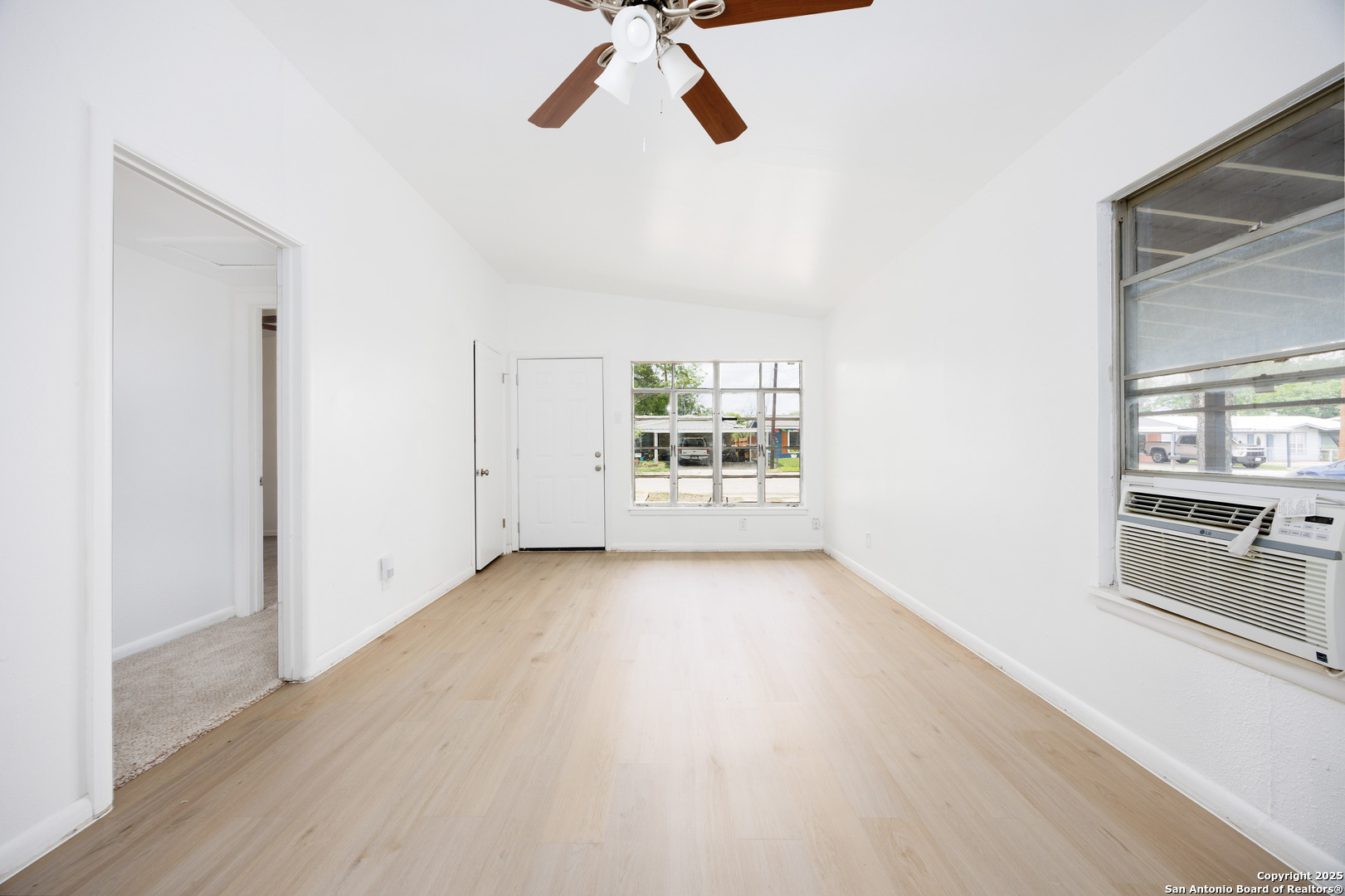 170 Olga San Antonio TX 78237