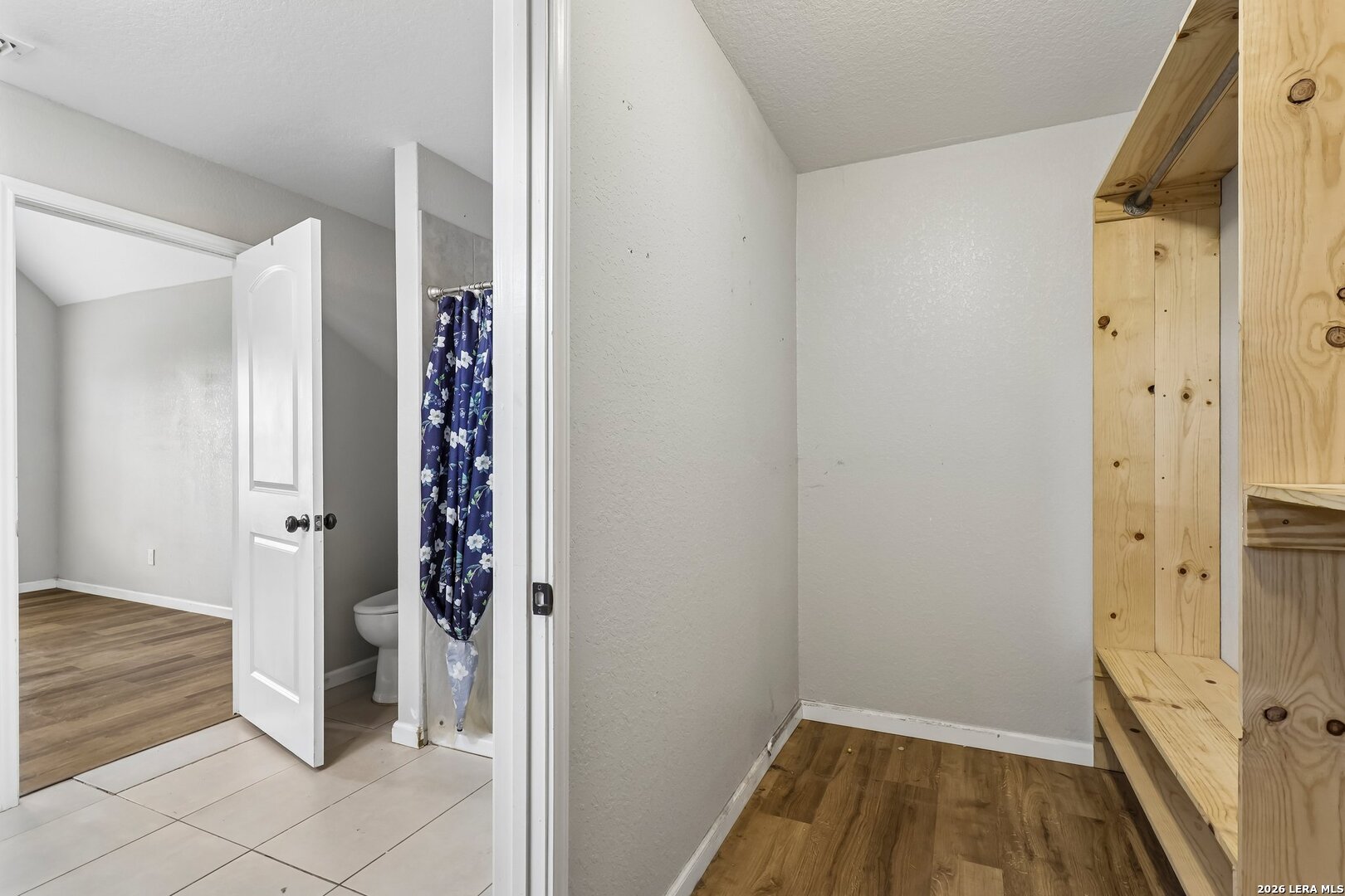 1213 County Road 1670 Moore TX 78057