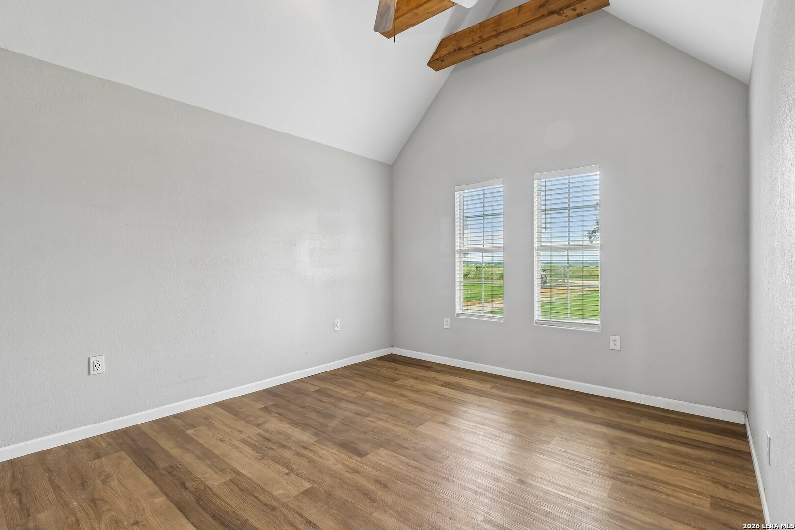 1213 County Road 1670 Moore TX 78057