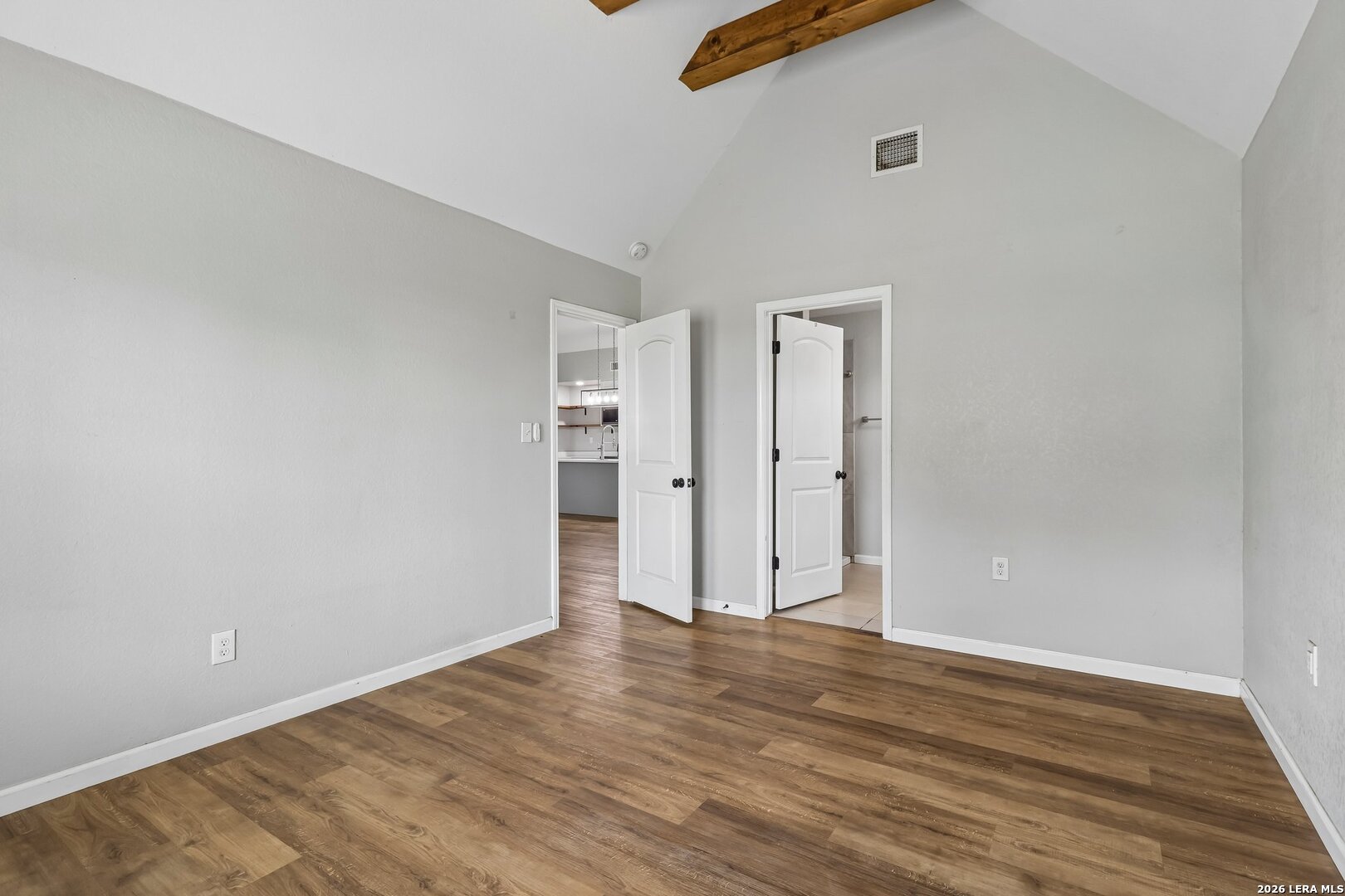 1213 County Road 1670 Moore TX 78057