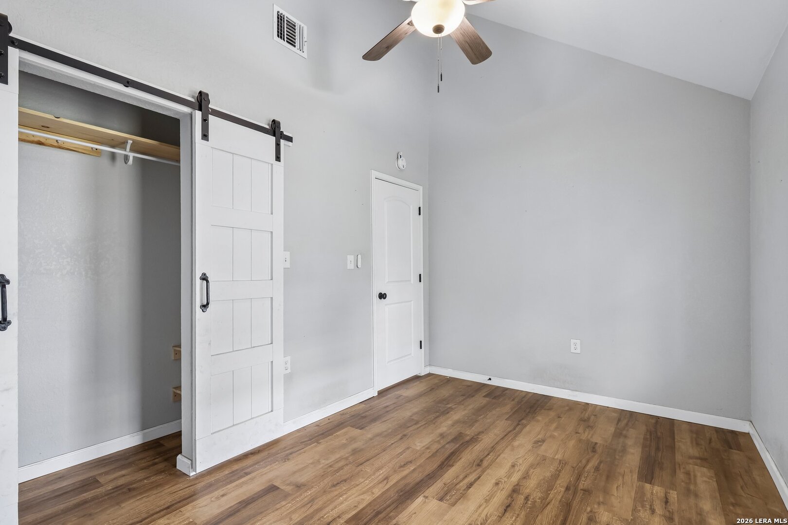 1213 County Road 1670 Moore TX 78057