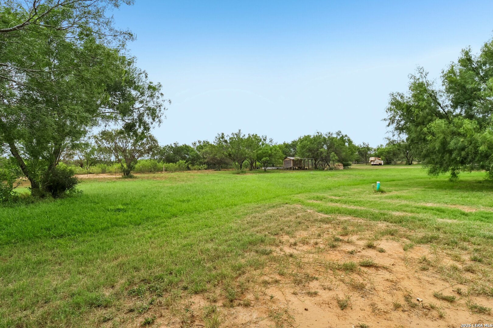 1213 County Road 1670 Moore TX 78057