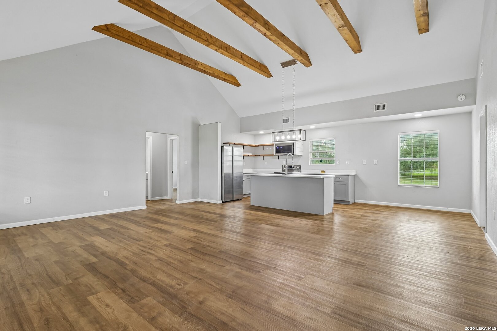 1213 County Road 1670 Moore TX 78057