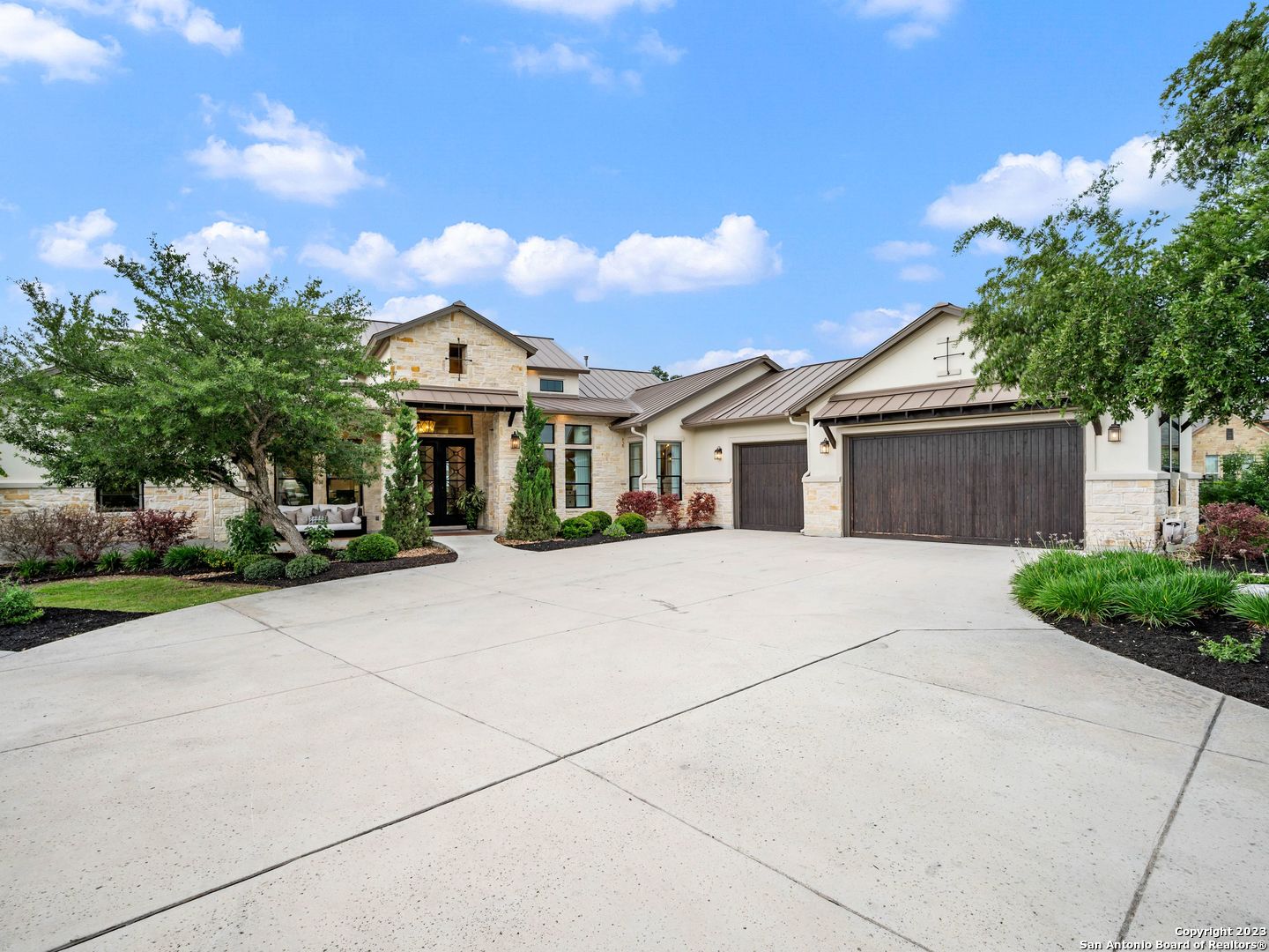 1421 Burgundy New Braunfels TX 78132