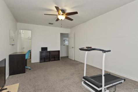 707 Ridingate Farm San Antonio TX 78228