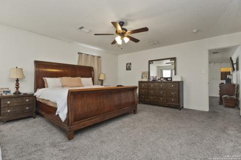 707 Ridingate Farm San Antonio TX 78228