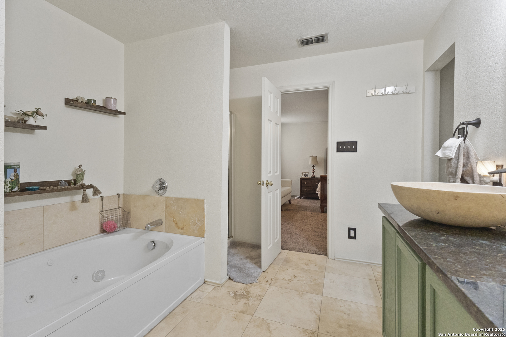 707 Ridingate Farm San Antonio TX 78228