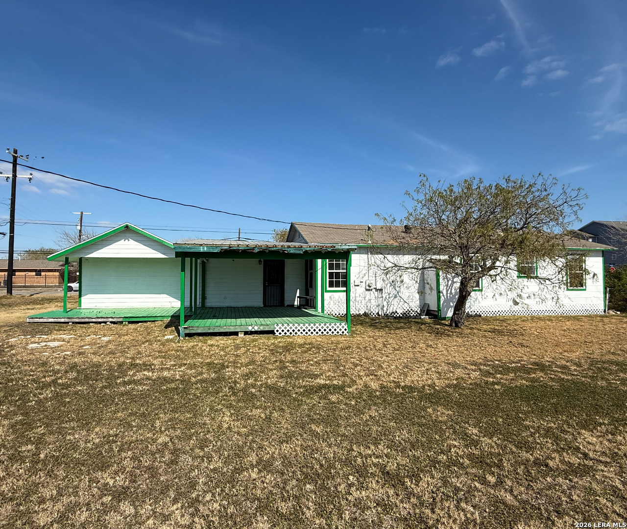 2325 1st Ingleside TX 78362