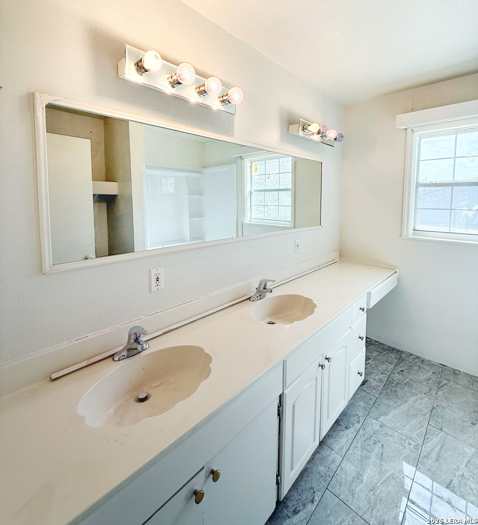 2325 1st Ingleside TX 78362