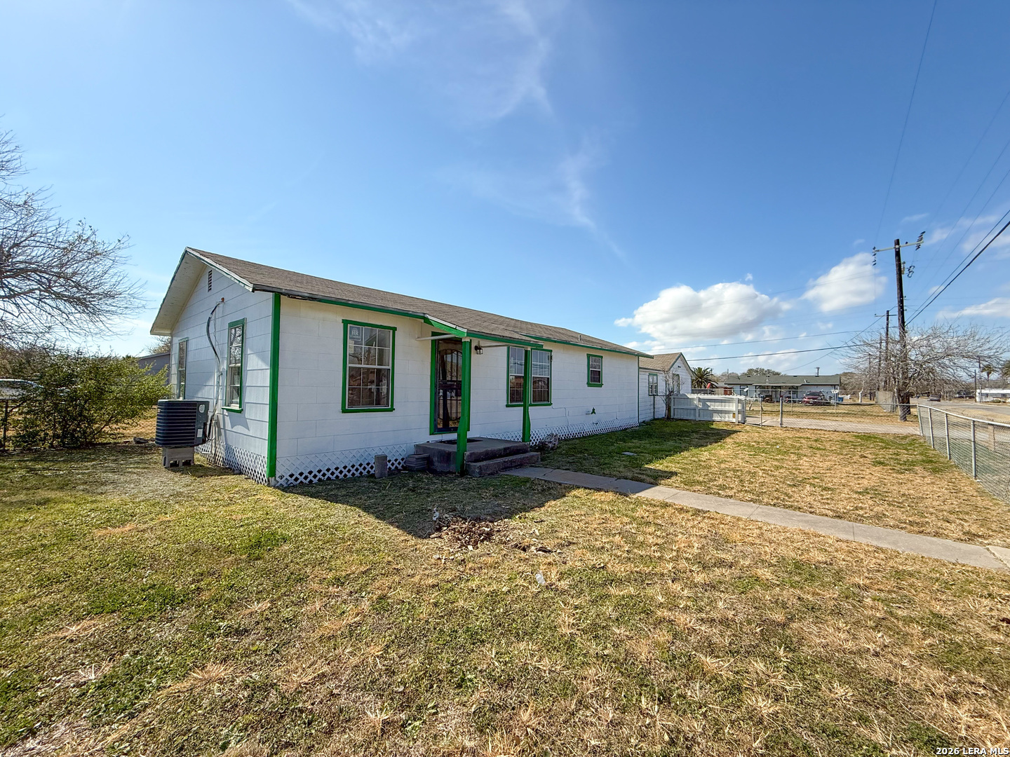 2325 1st Ingleside TX 78362