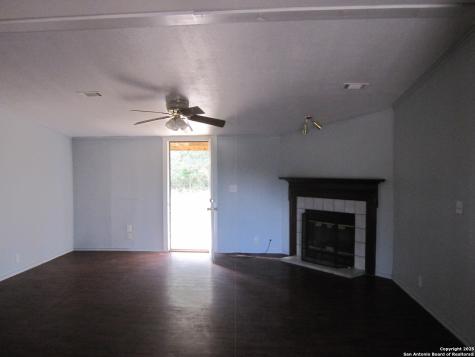 9303 S Highway 173 Bandera TX 78003