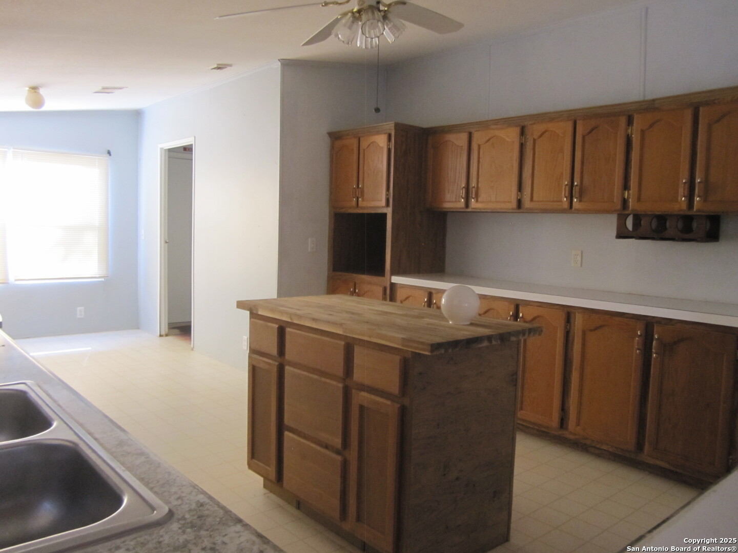 9303 S Highway 173 Bandera TX 78003