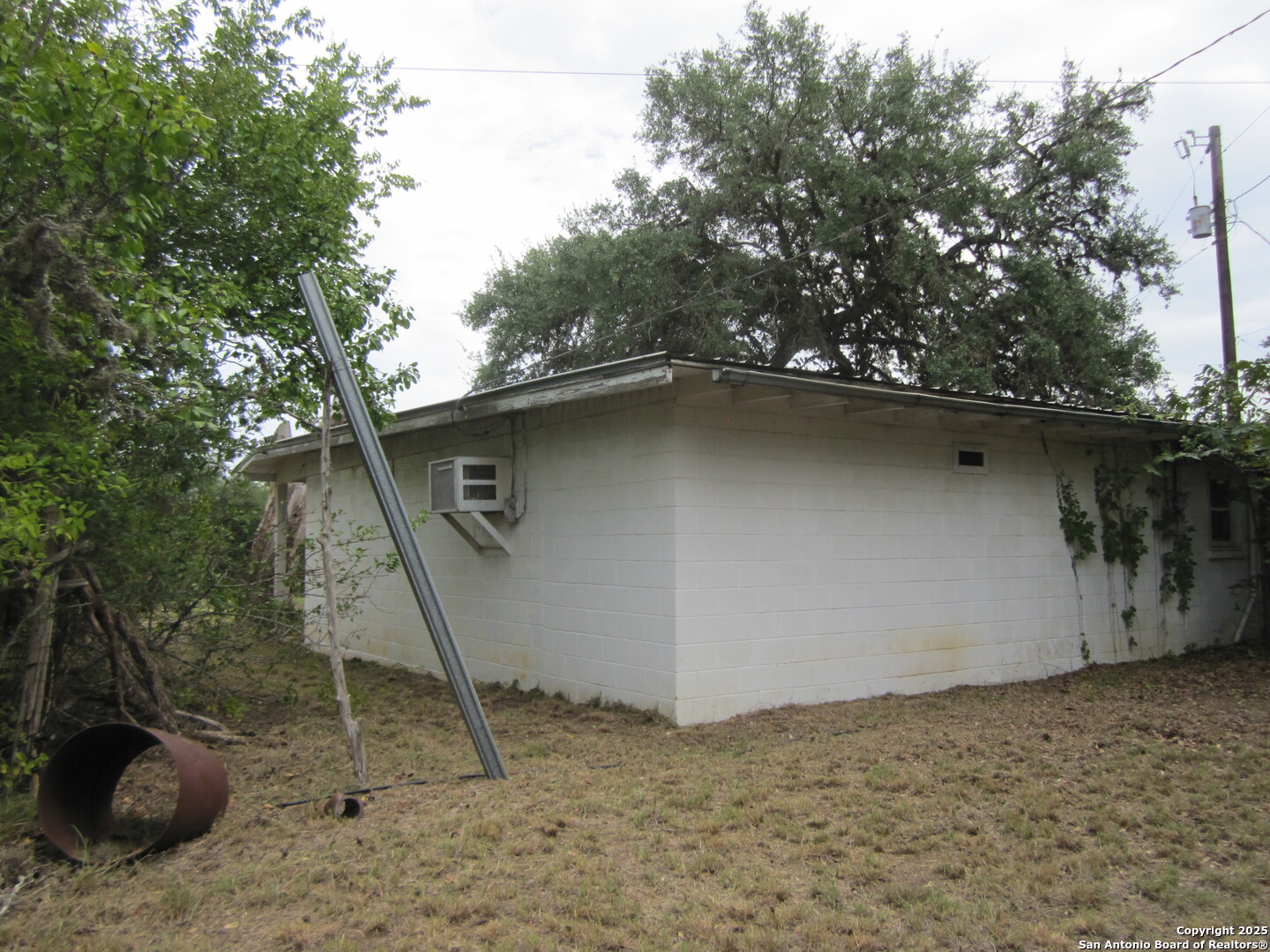 9303 S Highway 173 Bandera TX 78003