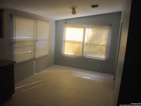 9303 S Highway 173 Bandera TX 78003