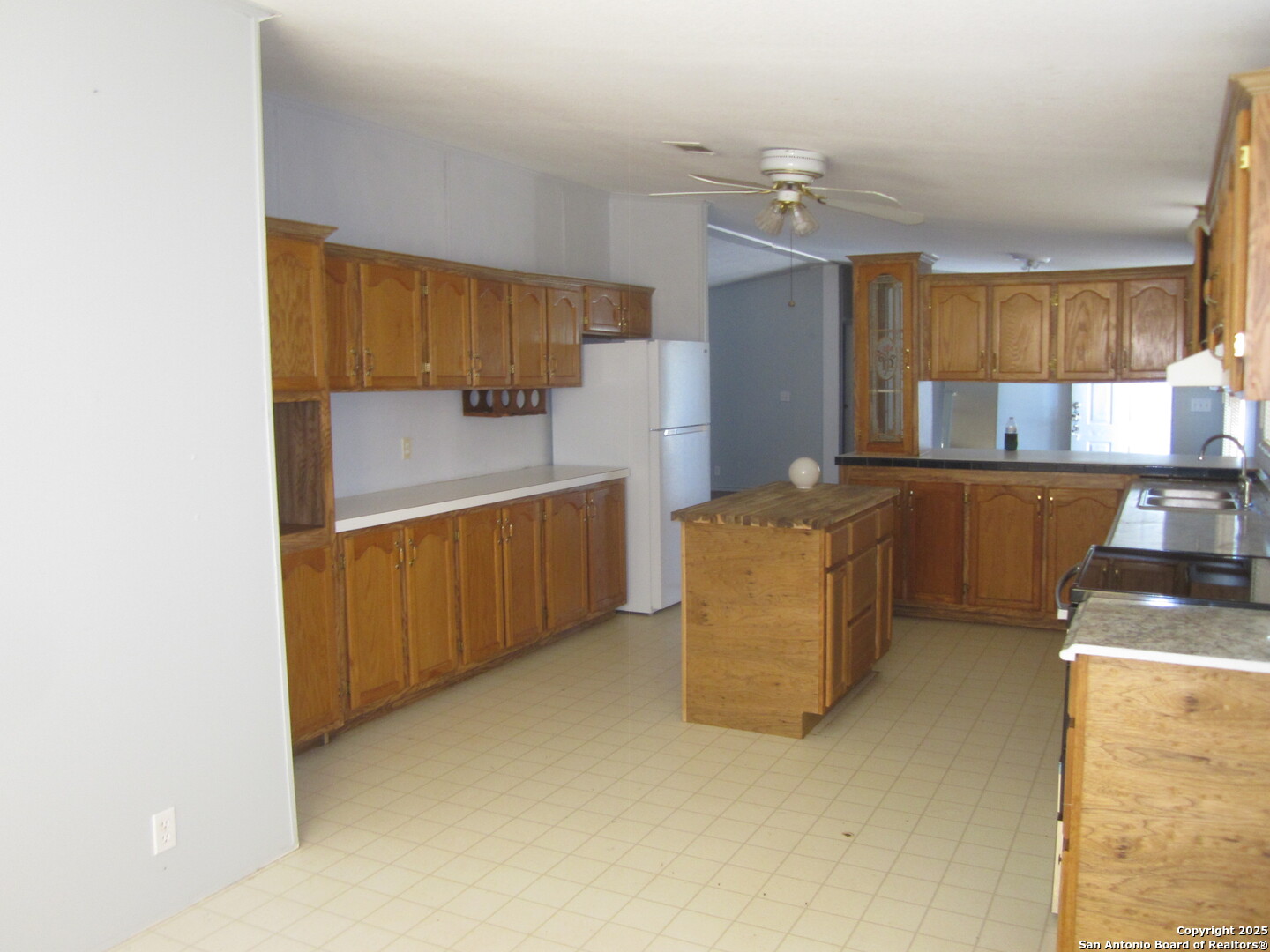 9303 S Highway 173 Bandera TX 78003