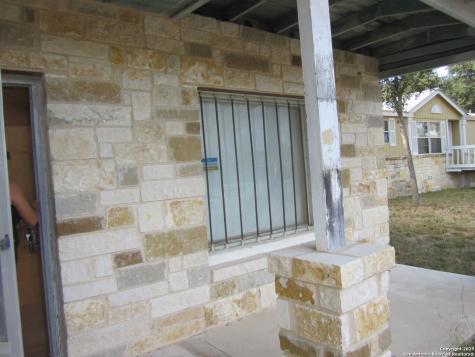 9303 S Highway 173 Bandera TX 78003