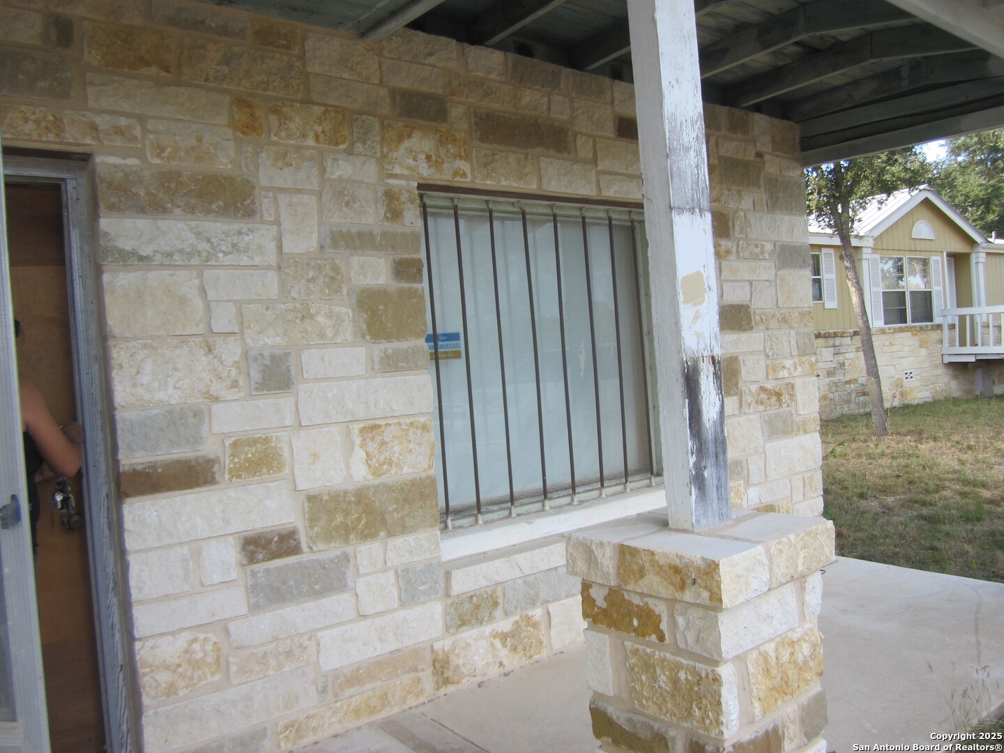 9303 S Highway 173 Bandera TX 78003