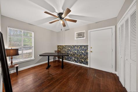 303 Woley San Antonio TX 78228