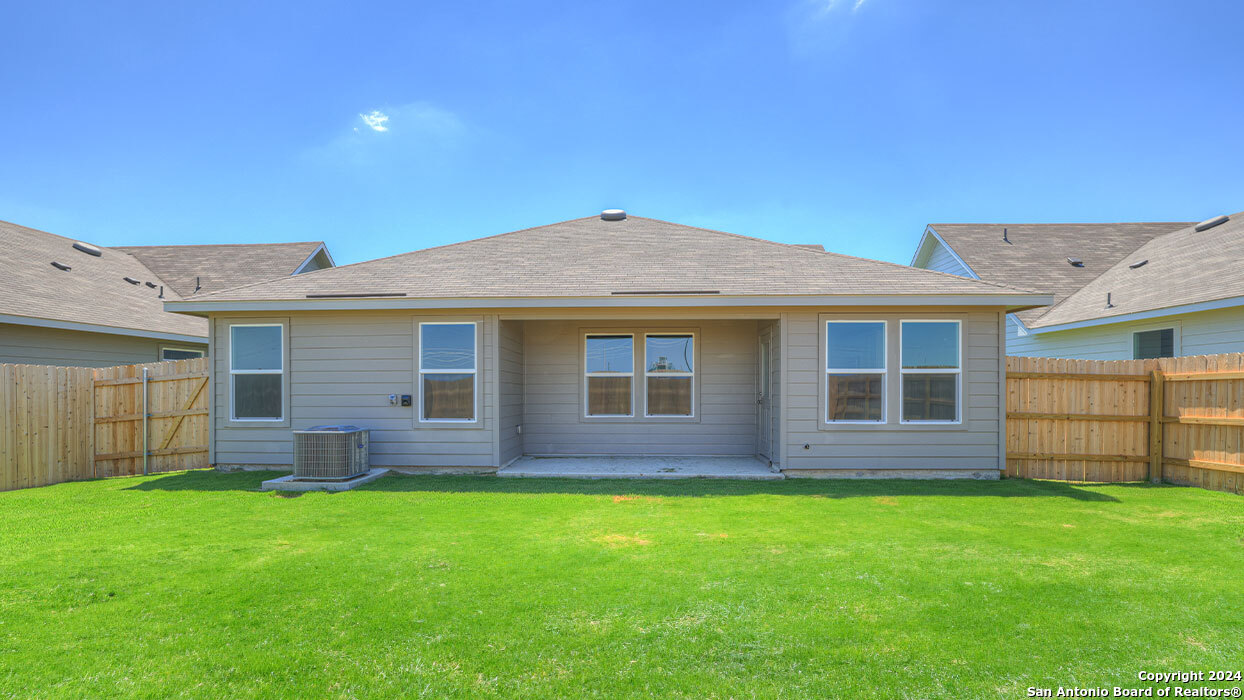 731 Prince Albert Seguin TX 78155