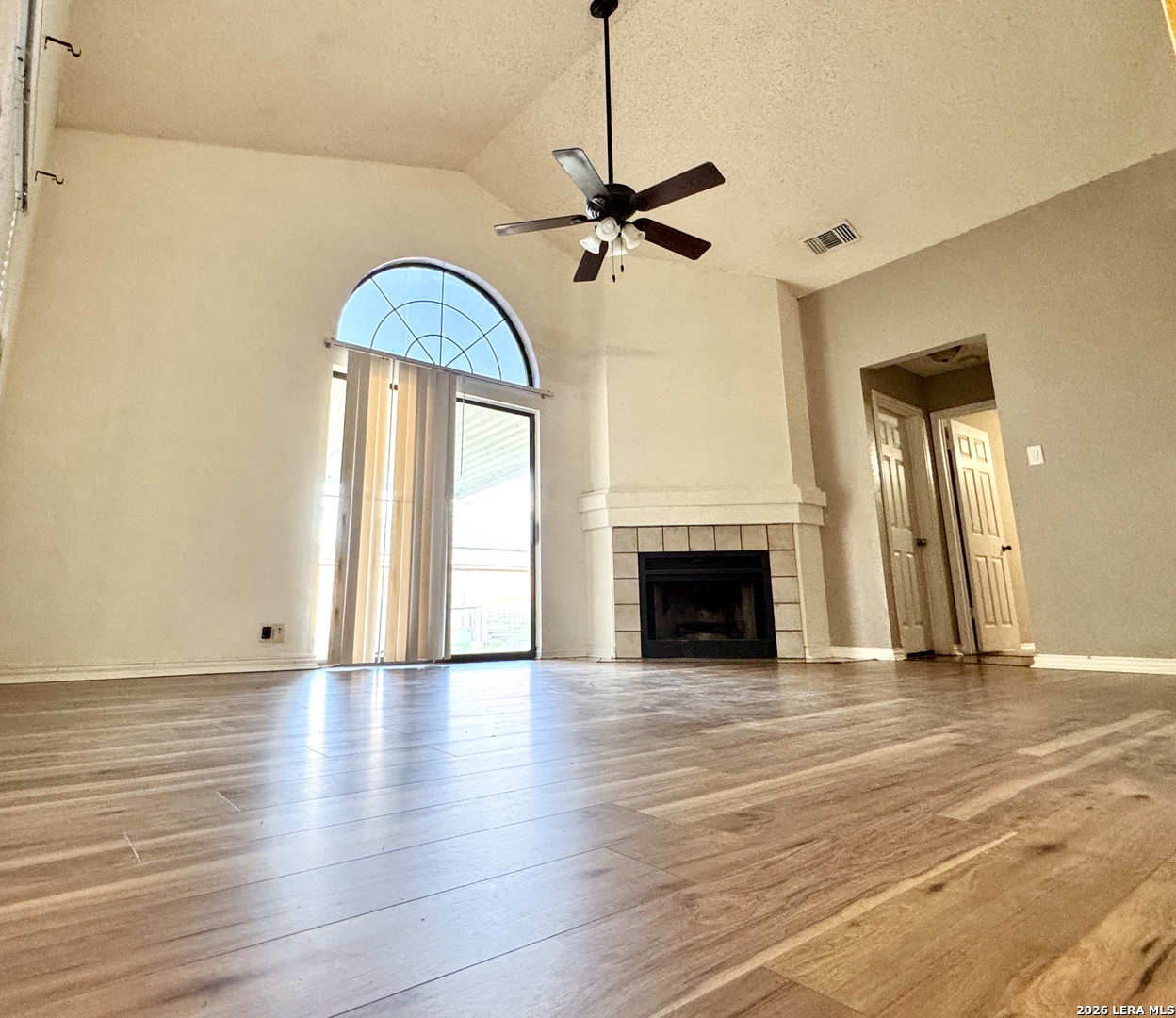 1606 De Valle San Antonio TX 78251