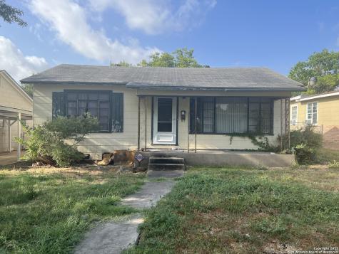 222 Golden Crown Drive San Antonio TX 78223