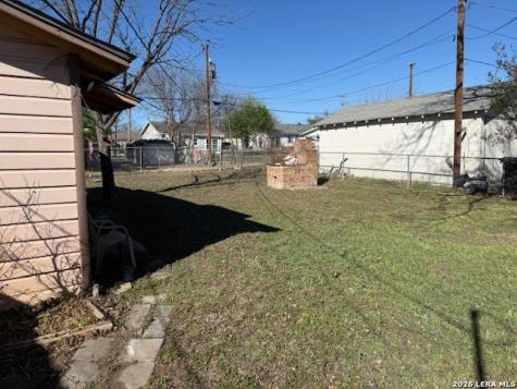 327 Lyric San Antonio TX 78223