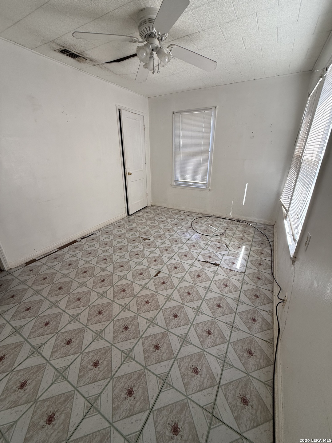 327 Lyric San Antonio TX 78223