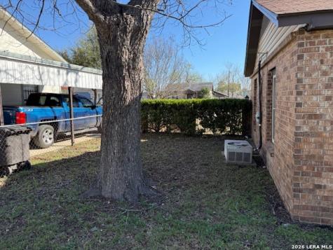 327 Lyric San Antonio TX 78223