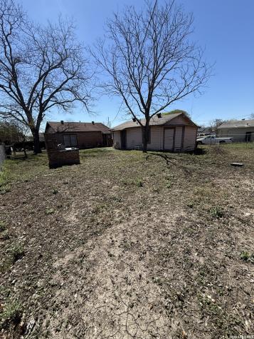 327 Lyric San Antonio TX 78223