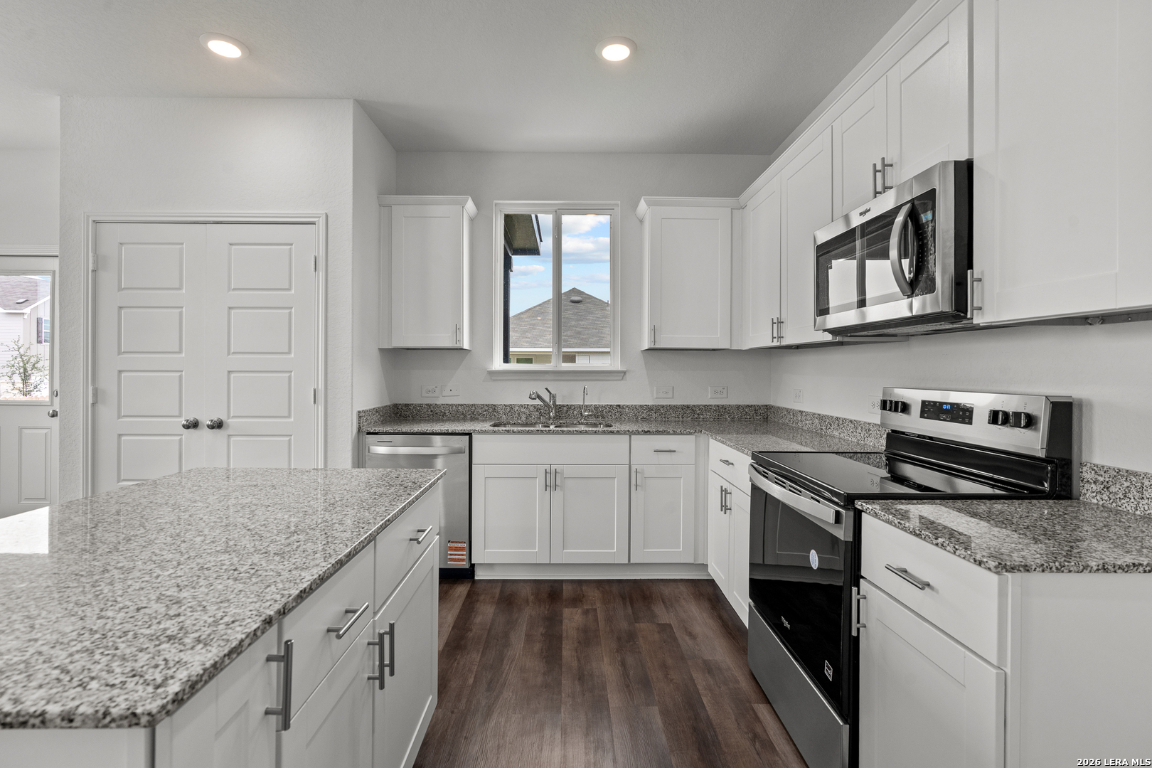8203 Smithers Avenue San Antonio TX 78252