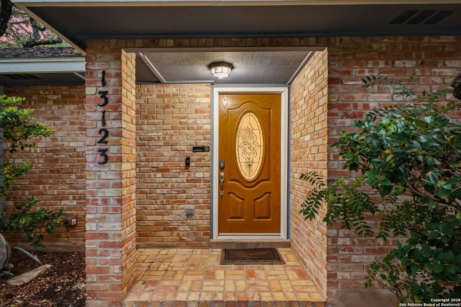 13123 Hunters Spring Street San Antonio TX 78230