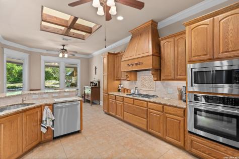 106 Riverwood Boerne TX 78006