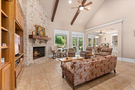 106 Riverwood Boerne TX 78006