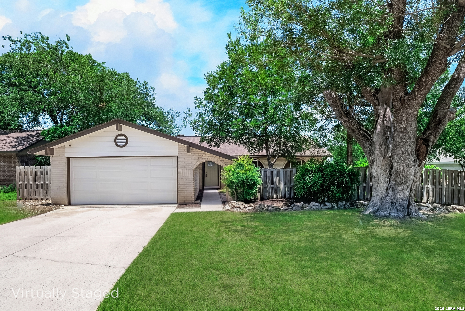 546 Tumblebrook Universal City TX 78148