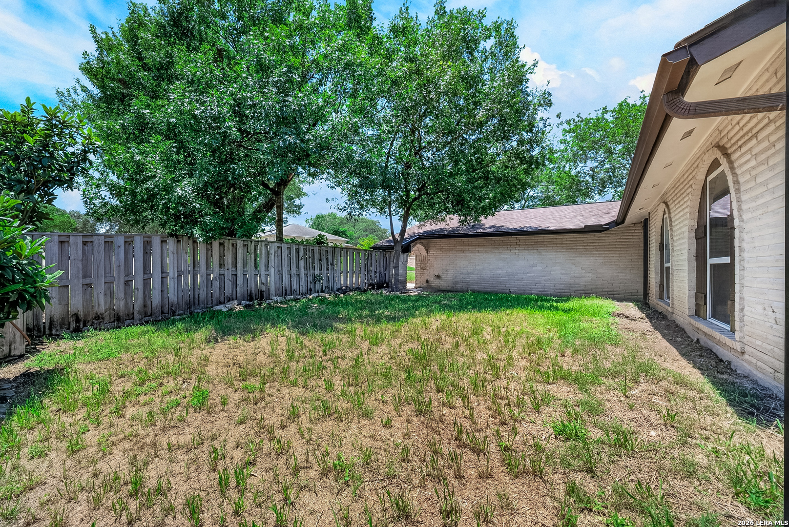 546 Tumblebrook Universal City TX 78148