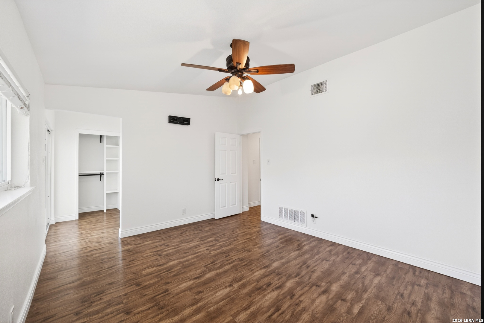 546 Tumblebrook Universal City TX 78148