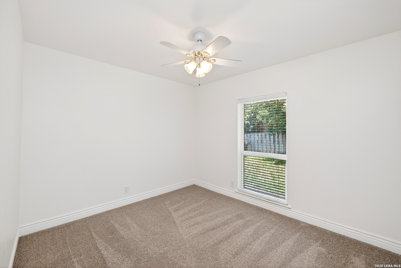 546 Tumblebrook Universal City TX 78148