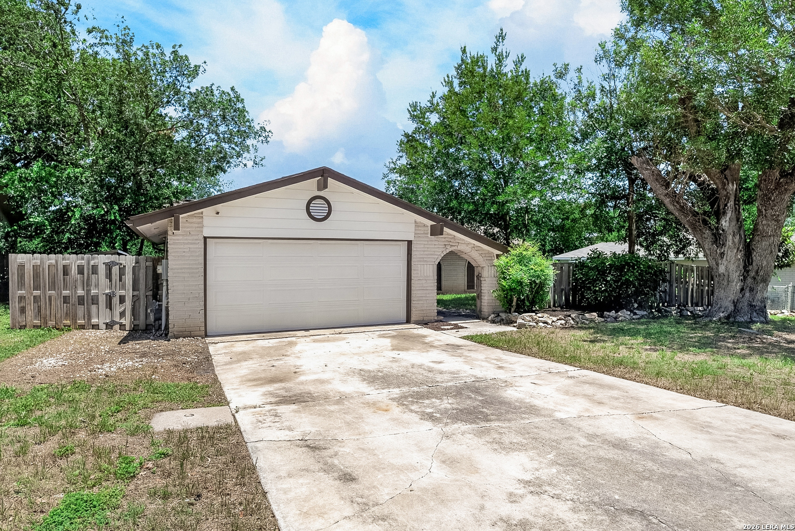 546 Tumblebrook Universal City TX 78148