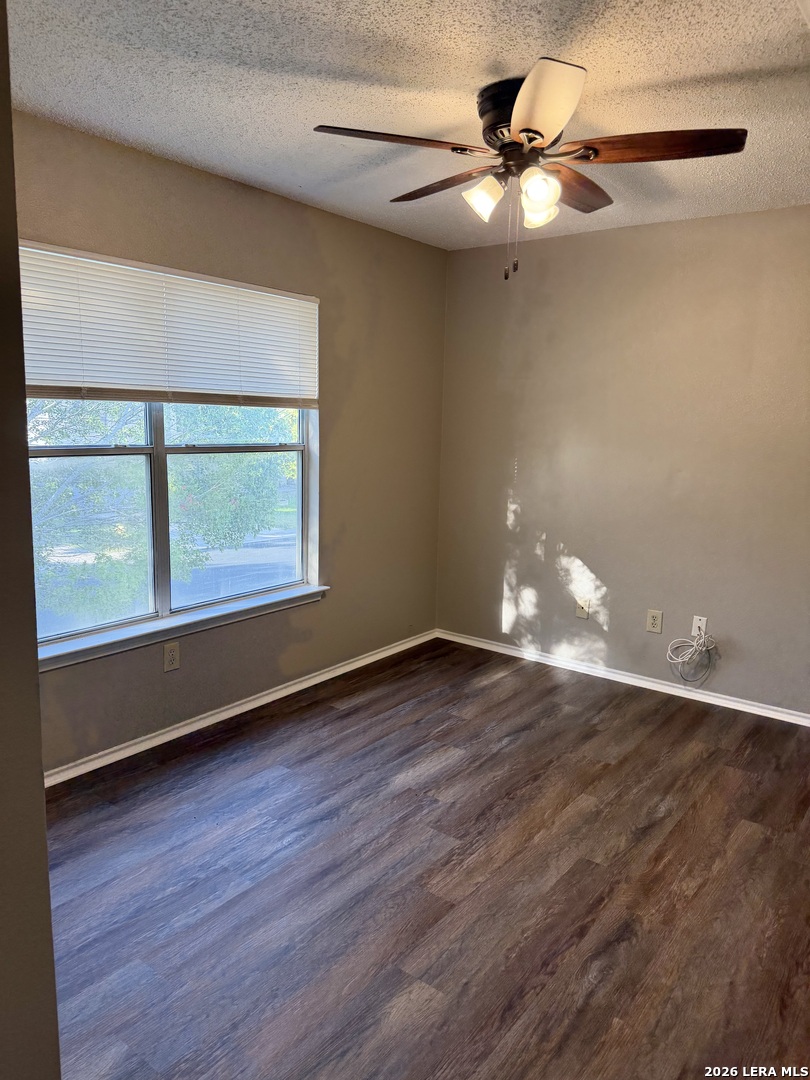 10158 Bastrop Creek San Antonio TX 78245
