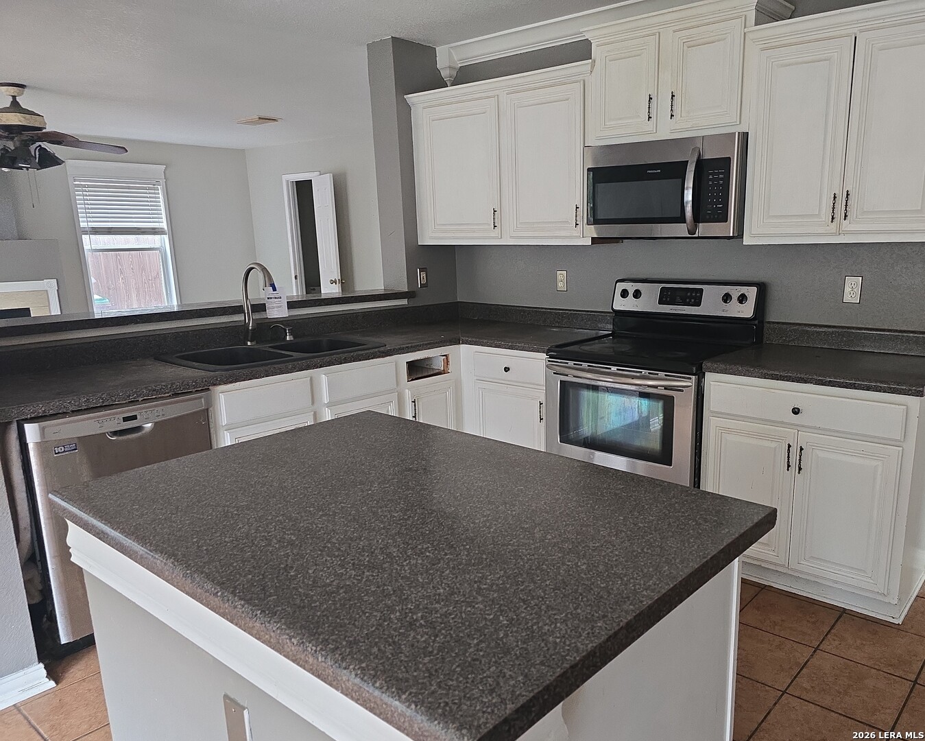 427 Bluegrass Creek San Antonio TX 78253