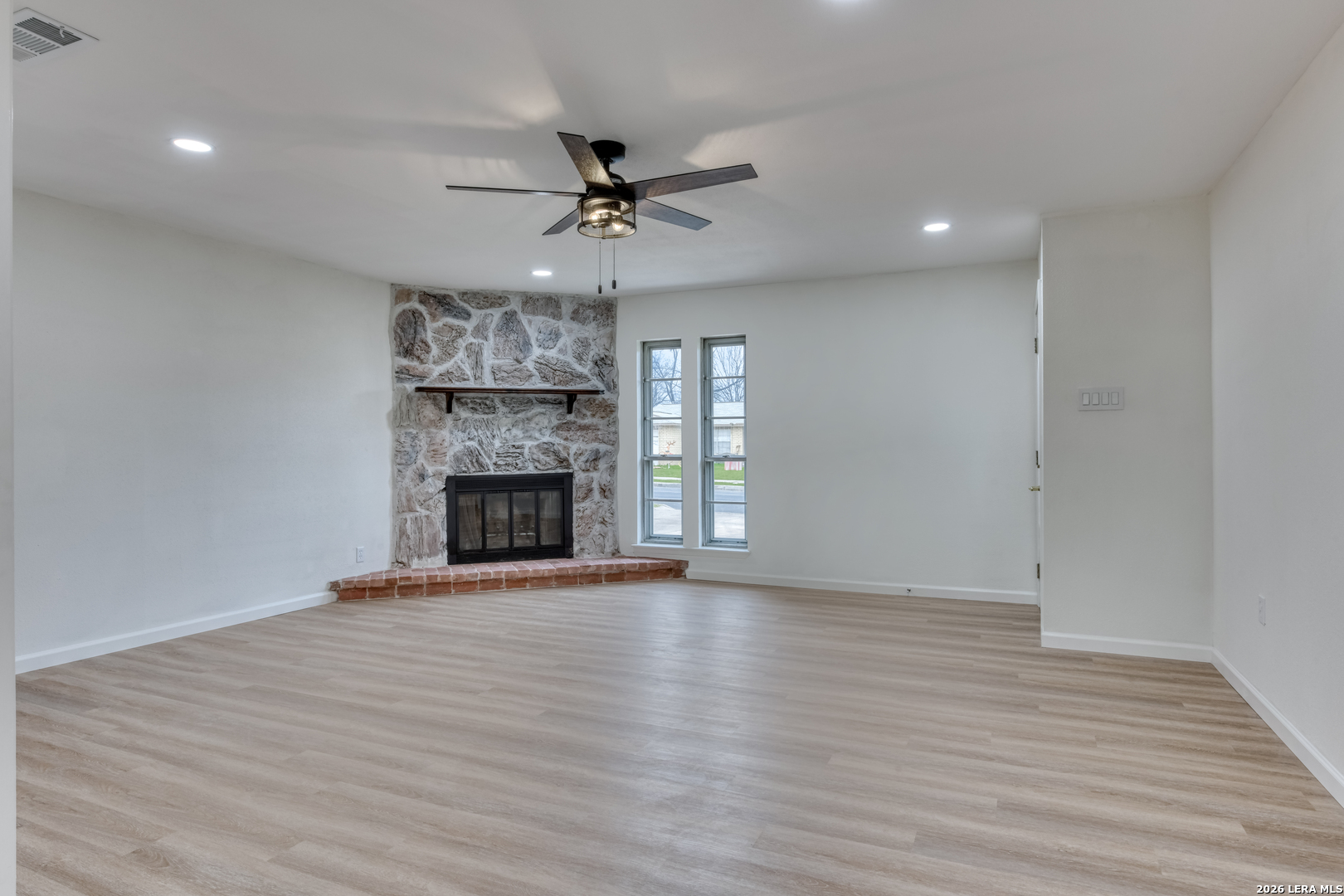 4930 Casa Espana San Antonio TX 78233