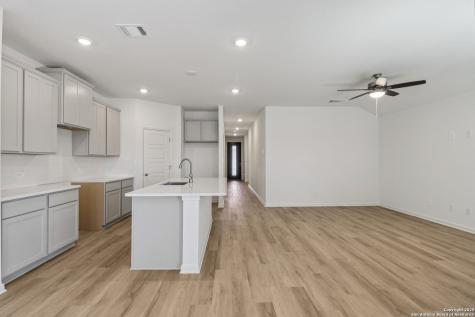 1321 Lydian Broom San Antonio TX 78245